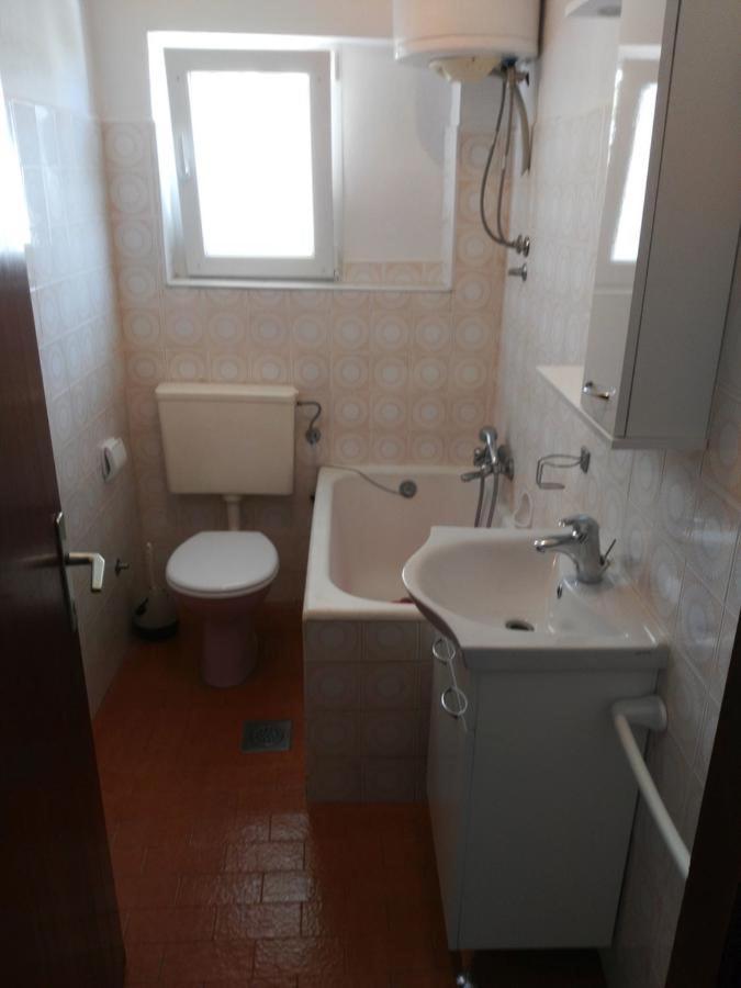 Apartmani Karuza نوفاليا المظهر الخارجي الصورة