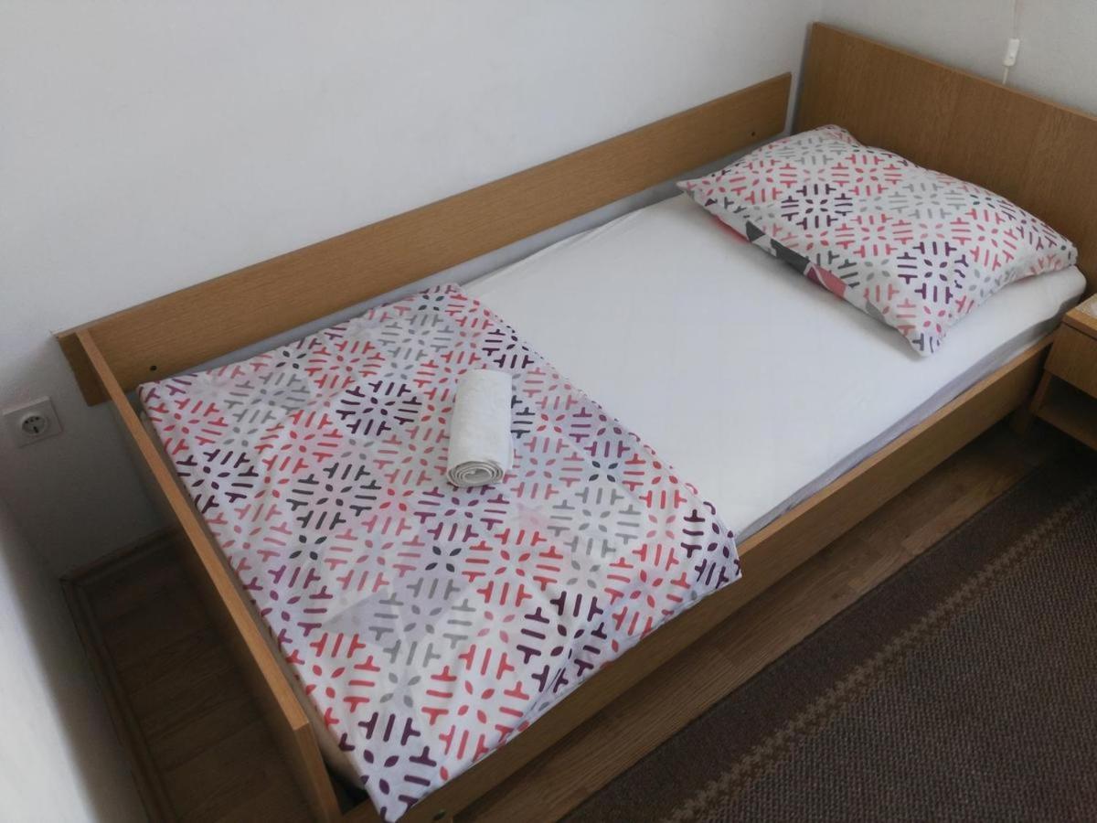 Apartmani Karuza نوفاليا المظهر الخارجي الصورة